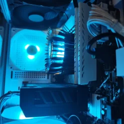 E-Ven Aura – RTX 5050 – Intel Core i5-12400F – 16Go DDR4 3600Mhz – SSD 1To