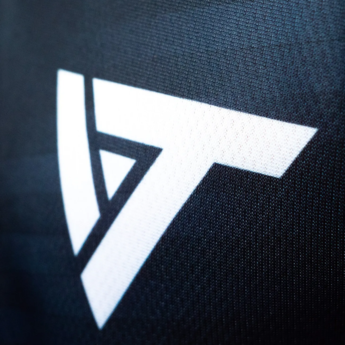 Valiant Maillot 2023 – Noir/Bleu